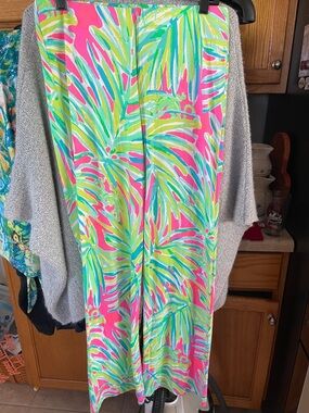 Lilly Pulitzer Tiki Pink Royal Lime Size Medium $138